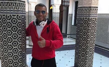 Youtuber amenazó con millonario cobro a restaurante que no le dio comida gratis