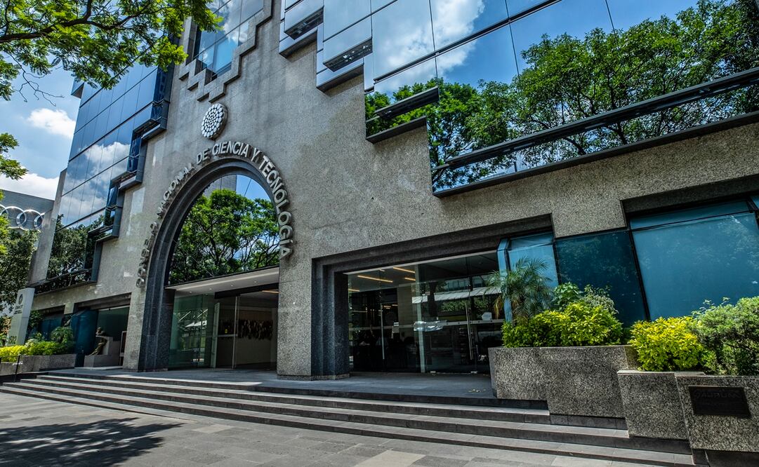 Señalan que de aprobarse se eliminarían todos los fideicomisos de CONACYT. Foto: Archivo El Universal