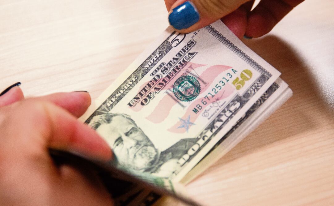 El índice dólar amanece con una depreciación de 0.17%. Foto: Sebastiao Moreira / EFE