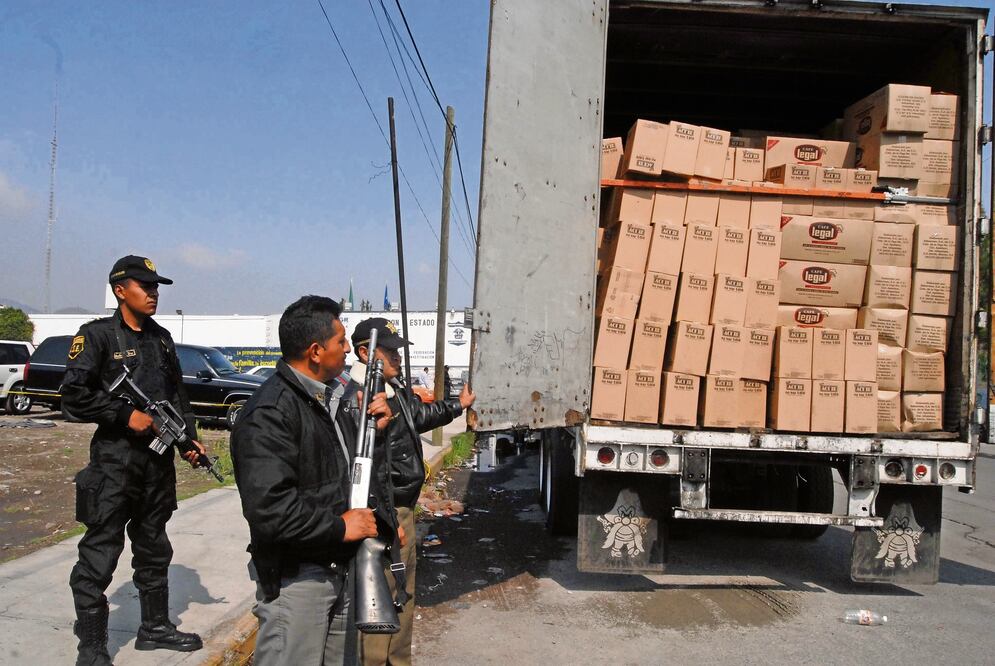 Como elemento de preocupación, los problemas de inseguridad pública acaparan 20% de las respuestas de los analistas.  Archivo El Universal