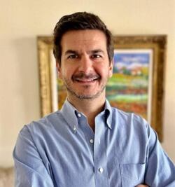 VIDEOS captaron llegada de Iñigo Arenas Saiz al Black Royce y cómo movieron su cuerpo