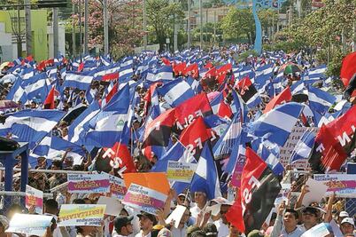 Marchan simpatizantes del gobierno de Nicaragua 