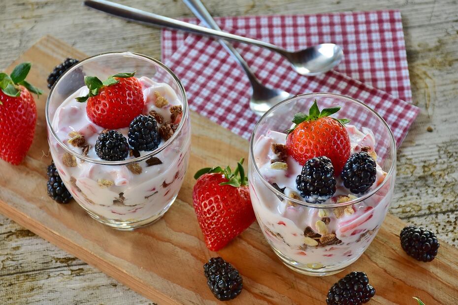 Pudín cremoso de amaranto con frutos rojos. Fuente: Pixabay
