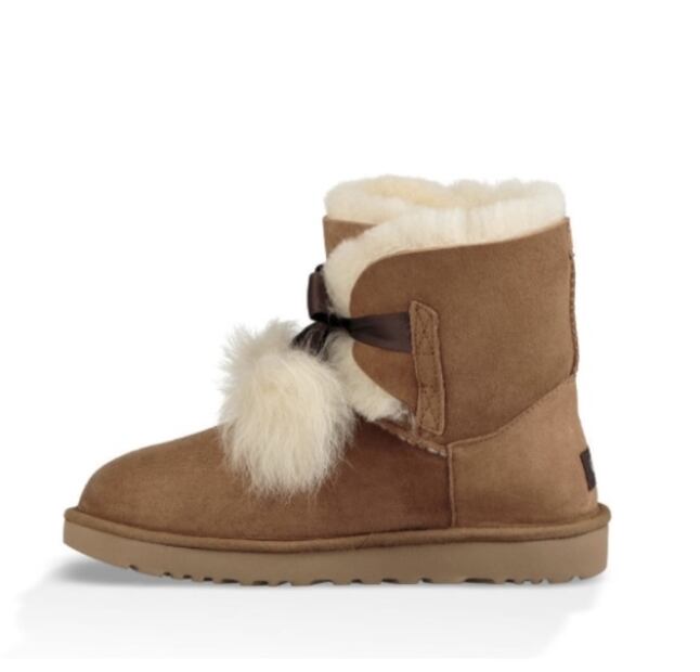 Las botas de Dua Lipa con argollas que todas vamos a querer 
