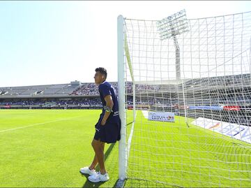 Héctor Moreno vuelve a jugar en CU después de 15 años