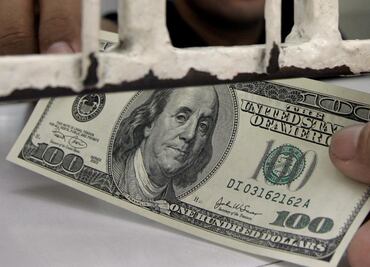 Peso mexicano pierde 23 centavos ante empate técnico entre Biden y Trump