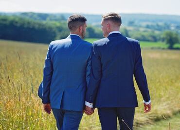 Iglesia anglicana acepta bendecir a parejas homosexuales, descarta oficiar matrimonios gay