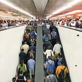 Asaltan a secretario de la PGJ en la zona del paradero de Pantitlán