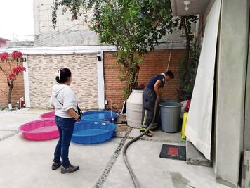 Compran tinacos para mitigar menor suministro