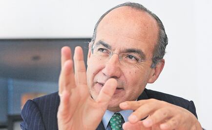 Felipe Calderón vuelve arremeter contra los Monreal