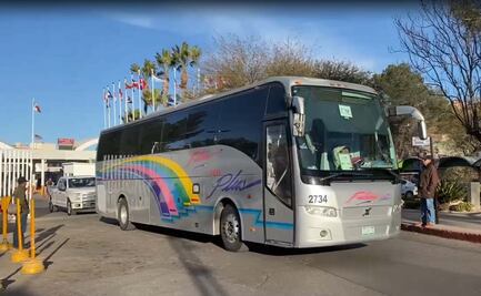 Primer día de gobierno de Trump; autobús con personas deportadas de EU sale de la garita de Nogales, Sonora