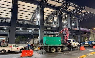 Obras en Chabacano se intensifican por las noches; refuerzan conexión del Metro con el Jardín Flotante sobre Calzada de Tlalpan