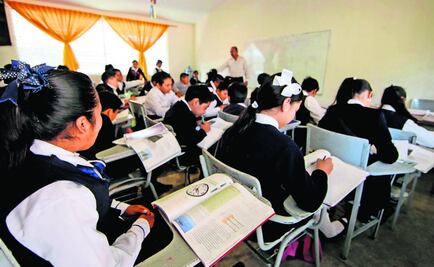 ¿Es obligatorio el pago de cuotas en escuelas públicas?