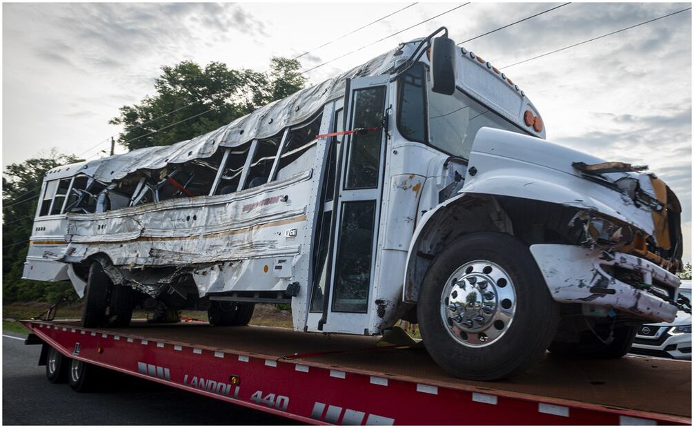 Vuelca autobús con trabajadores agrícolas mexicanos en Florida; hay ocho muertos y 40 heridos. Foto: EFE