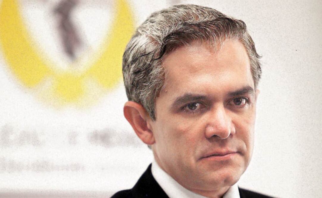 El jefe de gobierno del Distrito Federal señaló que sus decisiones han sido reconocidas a nivel mundial y que son en beneficio de la ciudadanía./Juan Carlos Reyes-EL UNIVERSAL