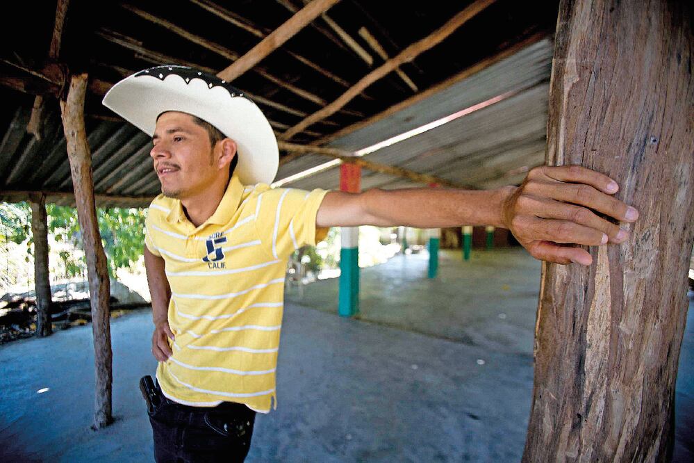 El 1 de junio, la comunidad logró acreditar que en los atentados contra Verdía, ocurridos en diciembre de 2014 y mayo de 2015, estuvieron involucrados el presidente municipal de Aquila, Juán Hernández, y José Antioco, autodefensa de Huahua (ARCHIVO)