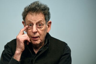 Philip Glass cancela presentaciones en el rebautizado Trump-Kennedy Center; no comulga con los nuevos valores del centro