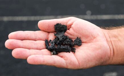 Reportero aficionado se quema al tocar la lava del volcán La Palma