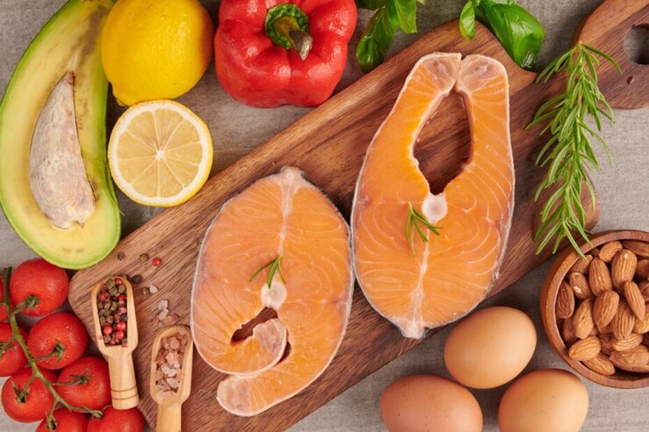 Descubre los alimentos ricos en potasio que reducen la hipertensión Fuente: Freepik.