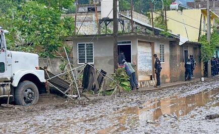 Desbordamiento de río afecta 300 casas en Tejupilco