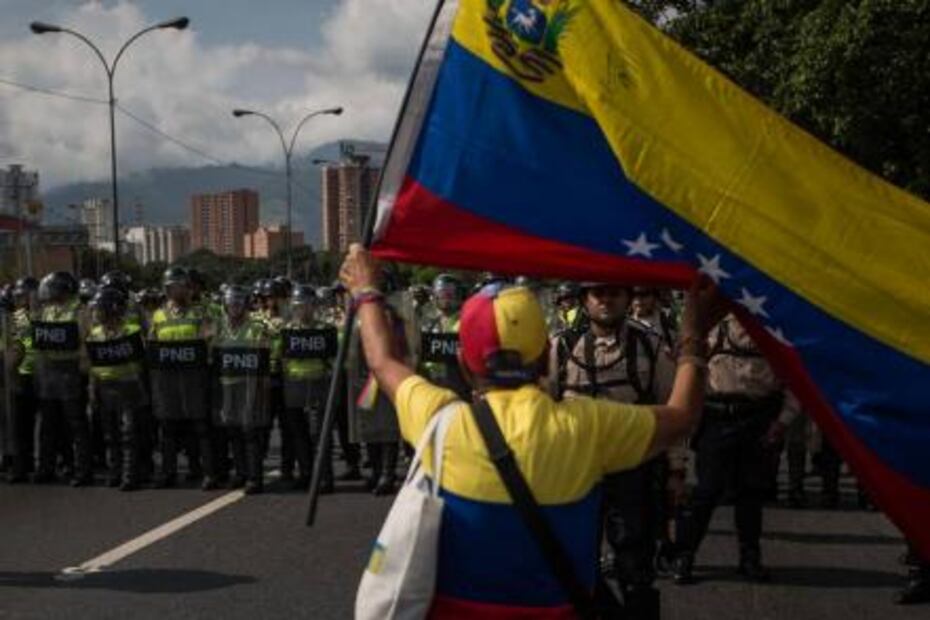 Un policía muerto y dos heridos en protesta opositora venezolana