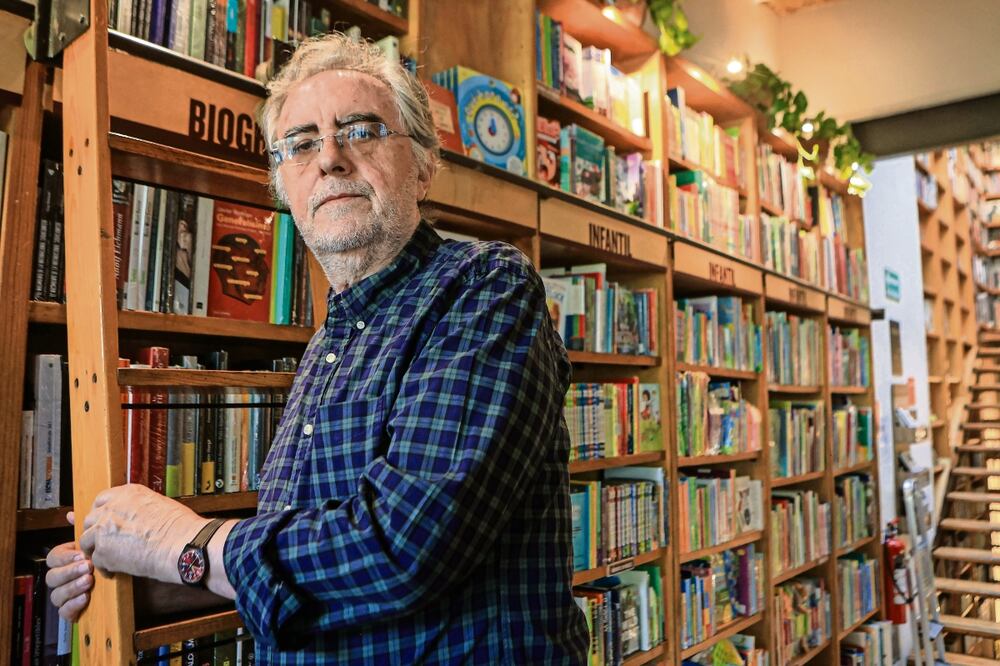 A partir de las “pinturas de historia”, Tomás Pérez Vejo reconstruye la forma en que se inventó la nación mexicana en el siglo XIX.  Foto: de Gabriel Pano. El Universal