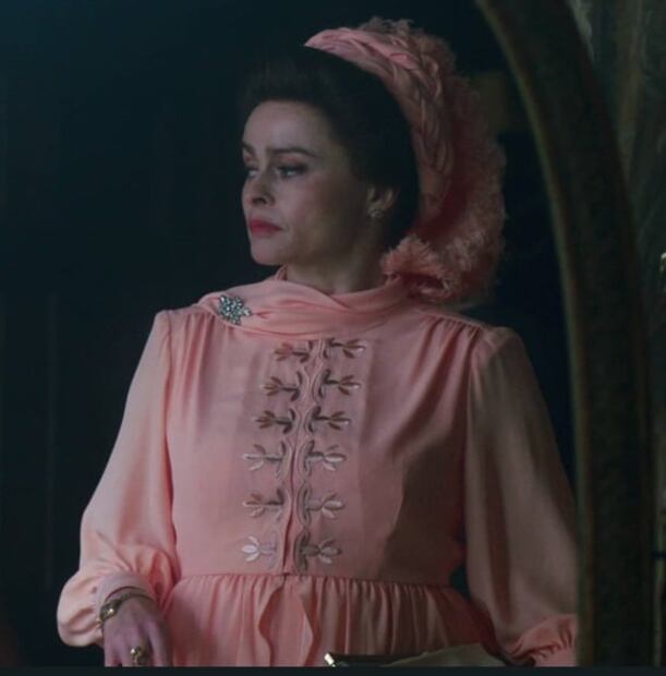 Actriz de "The Crown" le pidió al príncipe William que fuera el padrino de su hija