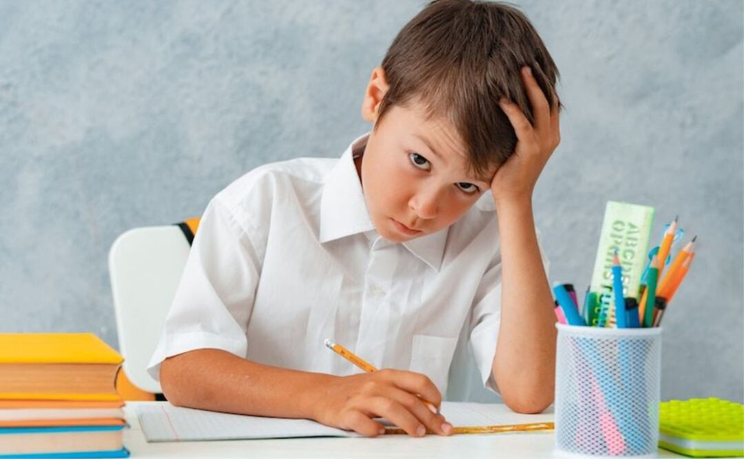 Abordando la dislexia: Síntomas, causas y estrategias de apoyo. Fuente: Freepik.