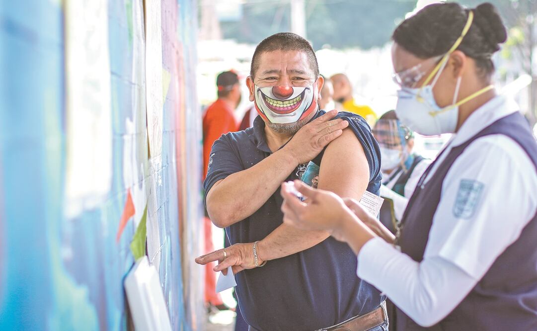 Datos de autoridades indican que la vacuna contra la influenza sólo cubrió 26% de su meta nacional. Foto: ARCHIVO EL UNIVERSAL