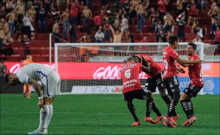 Xolos logra victoria agónica y hunde a Cruz Azul