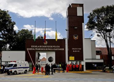 Reportan dos extranjeros muertos tras atentado con coche bomba en Bogotá