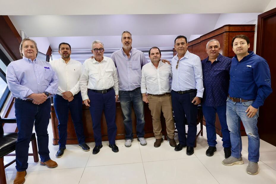 El líder triguero, Baltazar Hernández, a nombre de los productores agradeció el buen gesto del Gobernador Rocha.
Foto: Especial.