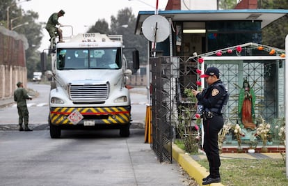 Refuerza SPF seguridad en instalaciones de Pemex