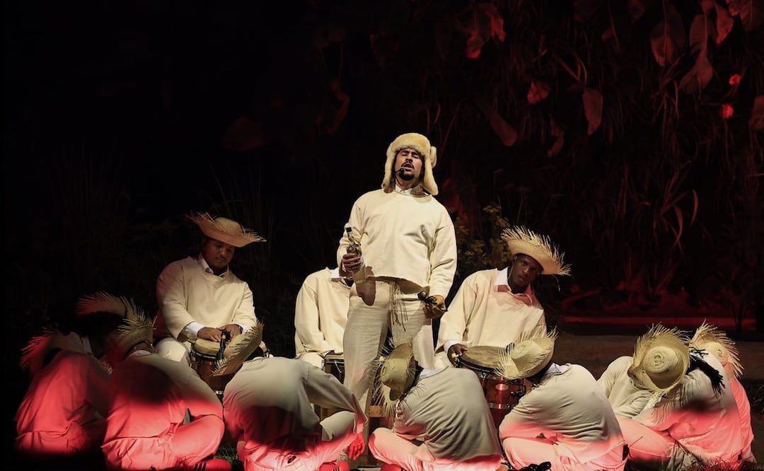 La superestrella de la música urbana Bad Bunny superó todos los récords de nominaciones a los galardones, con menciones destacadas a las categorías de Artista del Año, Compositor del Año y Top Latin Album del Año por su proyecto "Debí tirar más fotos", uno de los álbumes más escuchados del año en todo el mundo.
Foto: EFE/ Thais Llorca.