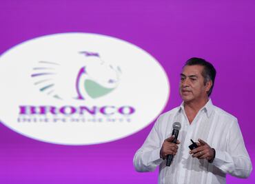 Estoy en sus manos, dice "El Bronco" al INE tras solicitar registro de candidatura