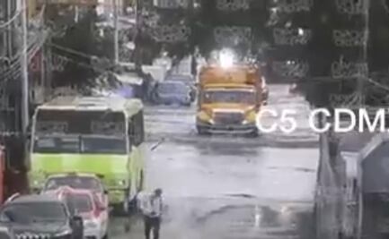 Lluvias dejan diversos encharcamientos en la Ciudad de México