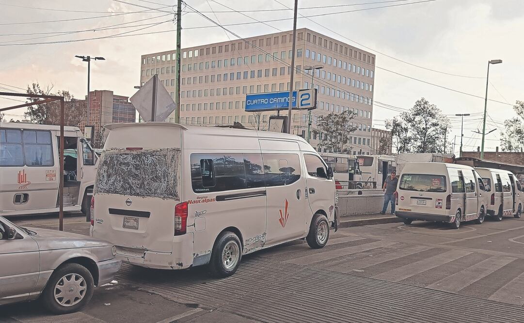 Autoridades rehabilitarán la zona desde el Metro Cuatro Caminos hasta el Campo Militar que es el paso de 300 mil personas al día. Foto: de GISELA GONZÁLEZ GRANADOS. EL UNIVERSAL