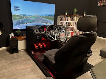 No es un Alfa Romeo, es un simulador para videojuegos de autos