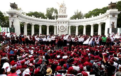 "Ni todos juntos, ni en bola pudieron” con Morena, festeja Mario Delgado en mitin