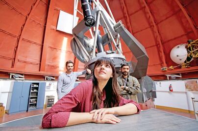 Maite Perroni, Iván Sánchez y Christian Vázquez logran poner los pies en la tierra