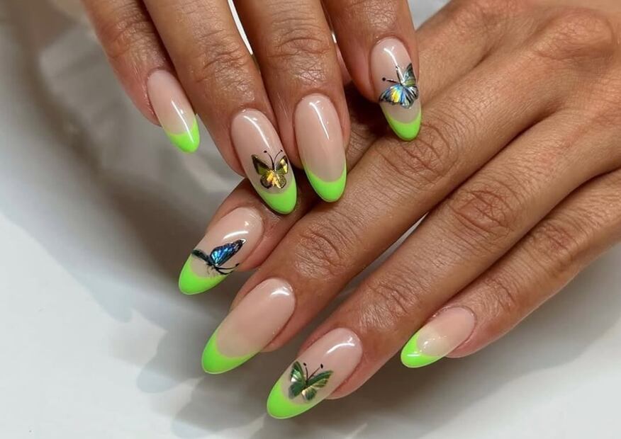 Los tonos neón tienen una gran etapa cada verano. Foto: Especial. Instagram @nailartbyqueenie