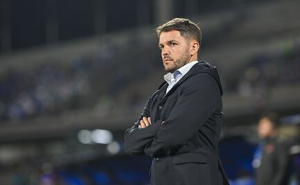 Nicolás Larcamón pone a Cruz Azul entre los cinco favoritos al título ; advierte que el reto real está en liguilla