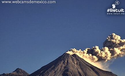 Volcán de Colima emite fumarola de 1.5 km con ceniza
