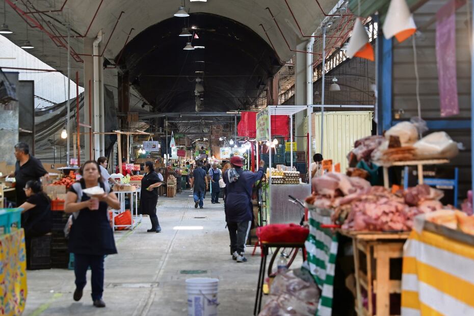 Algunos comerciantes y locatarios han denunciado a las autoridades,
otros han preferido ceder a las extorsiones para no perder su patrimonio. Foto: Iván Montaño