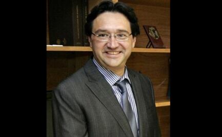 Dan sanción millonaria e inhabilitación a exdirectivo de Pemex por caso Agro Nitrogenados