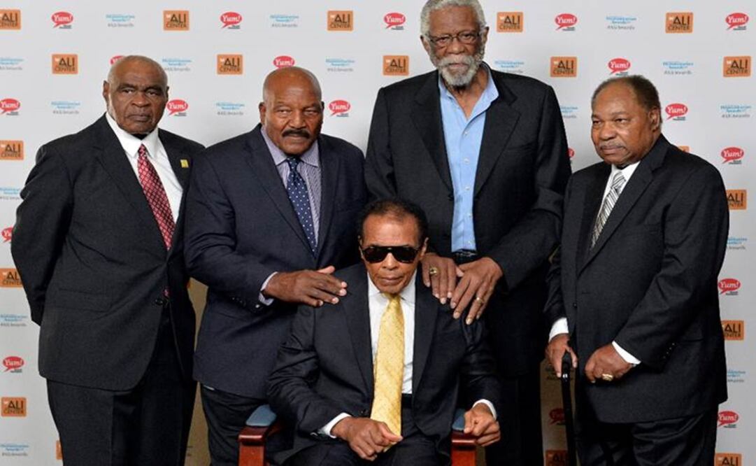Muhammad Ali es hospitalizado 