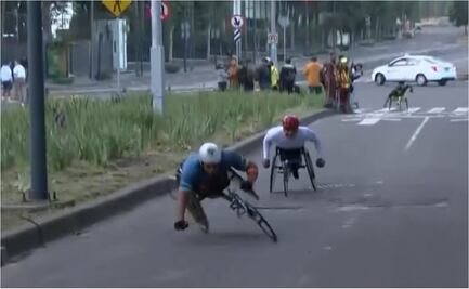 Bache provoca un accidente en el Maratón de la Ciudad de México; atleta paralímpico lanza un mensaje a los organizadores