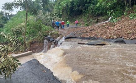 Al menos 3 mil habitantes están incomunicados tras paso de Grace en Tenango de Doria, Hidalgo
