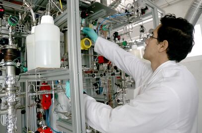 En medio de una batalla contra el narcotráfico, México persigue científicos: AP