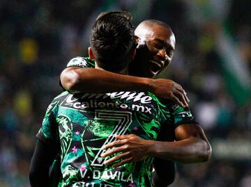 Chivas vuelve a decepcionar y pierde de último minuto ante León